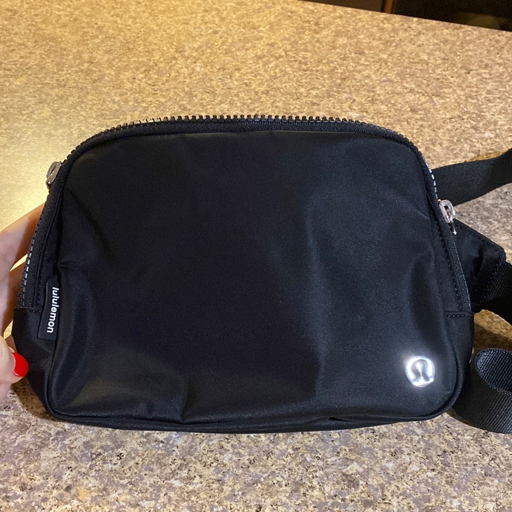Brand new lululemon crossbody bag